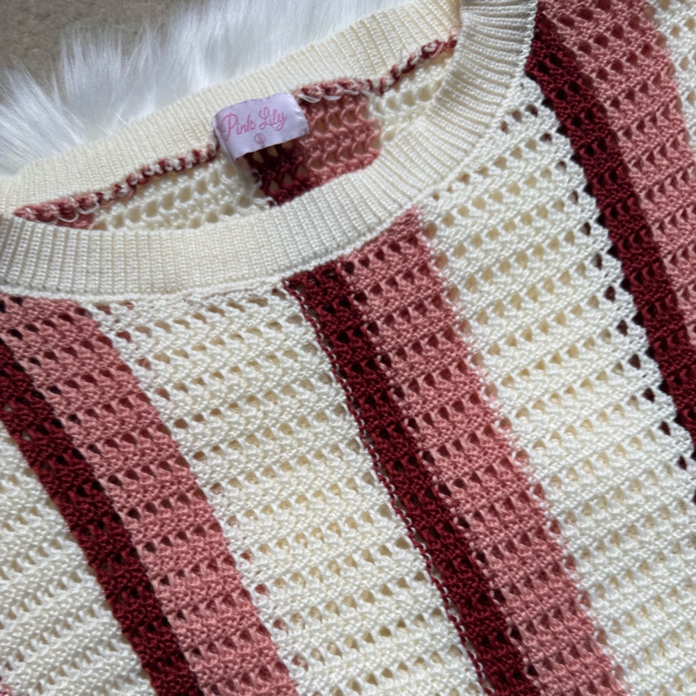 Pink Lilly Sweater - Picture 3 of 3